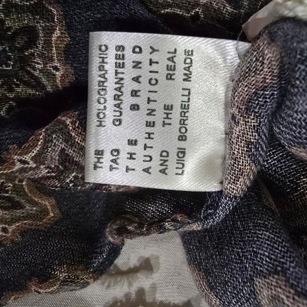 NWT Borrelli Napoli Cashmere Scarf Navy Medallion Print $425 Retail - Picture 4 of 5